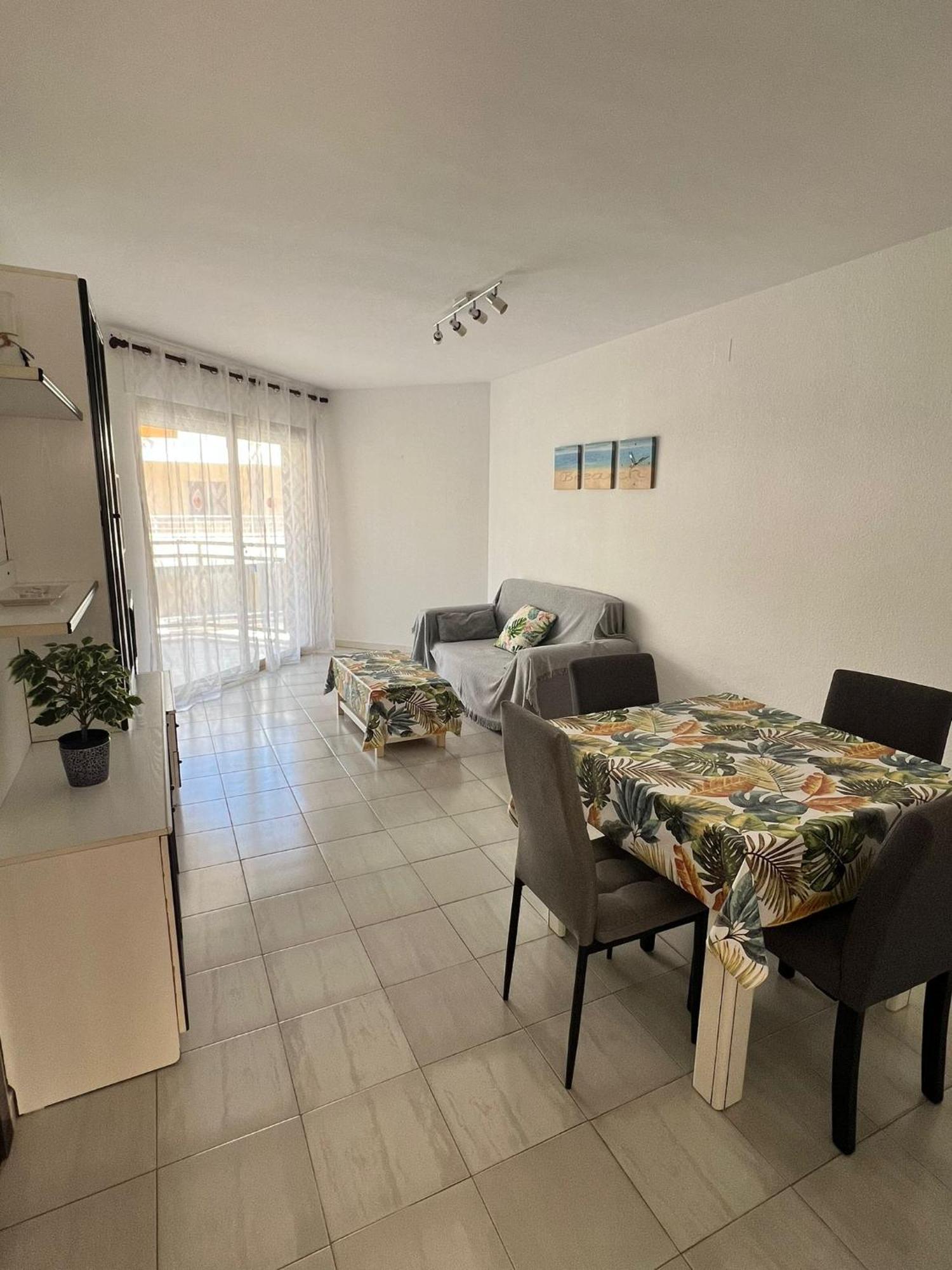 Apartamentos Versailles Villafortuny Εξωτερικό φωτογραφία
